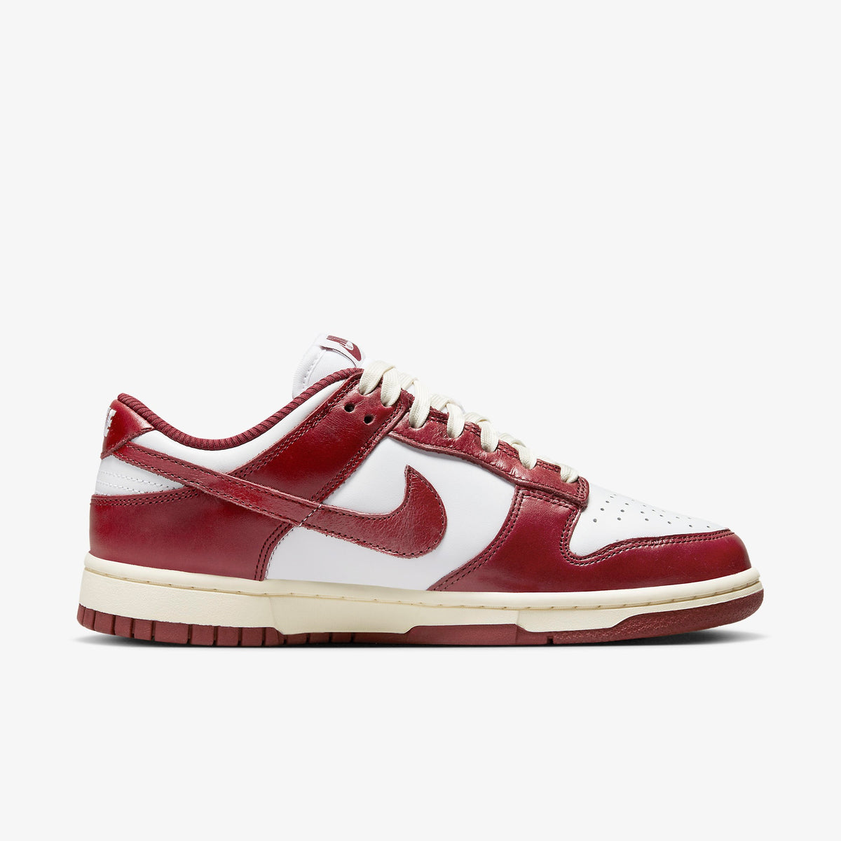 dunk low womens red