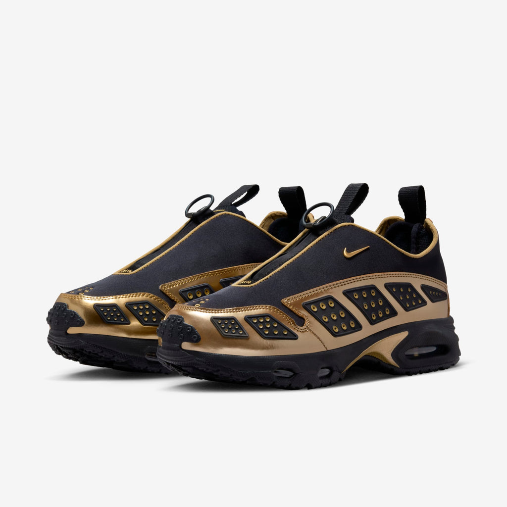 Nike Air Max SNDR "Black Metallic Gold"