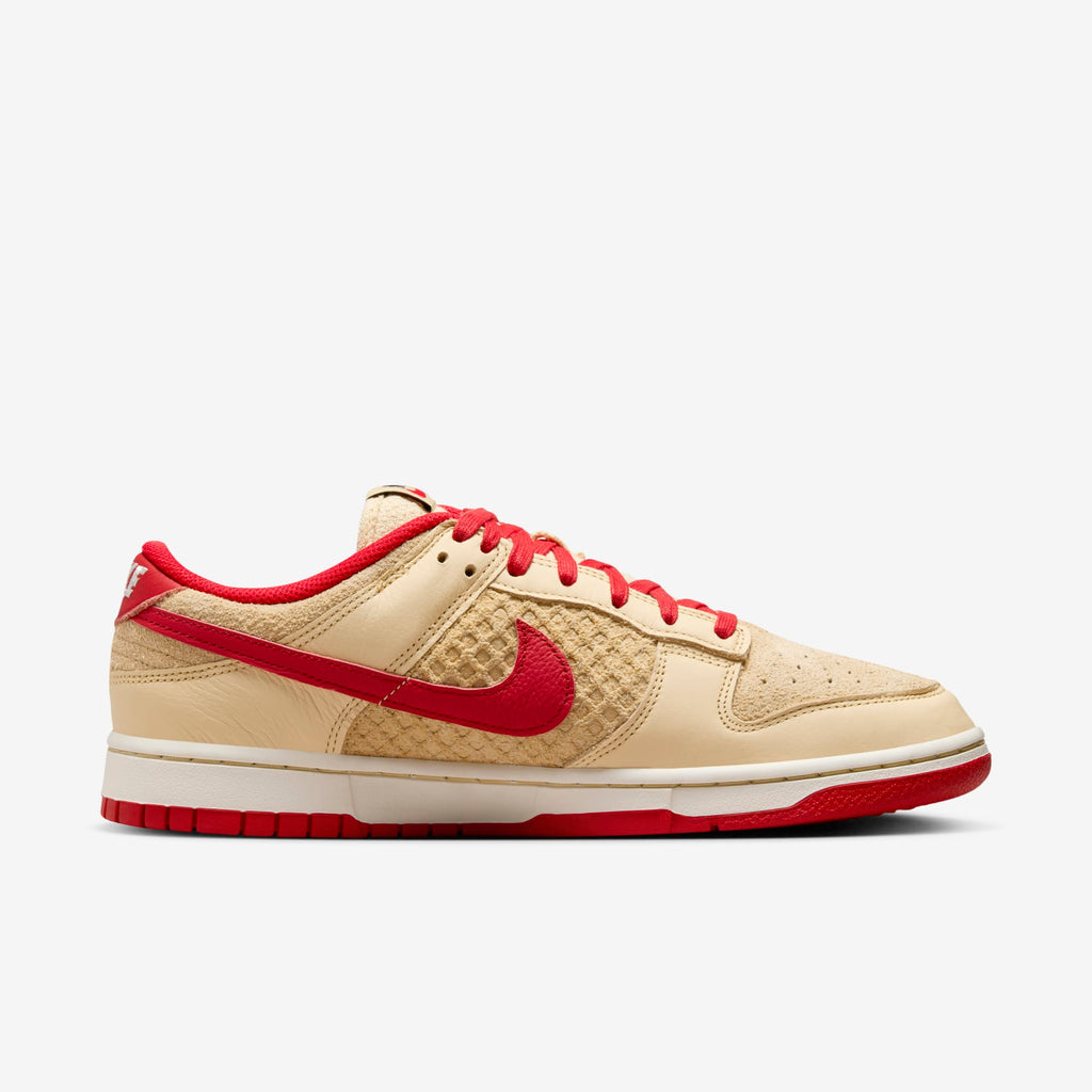 Nike Dunk Low "Strawberry Waffle" HJ9100-294