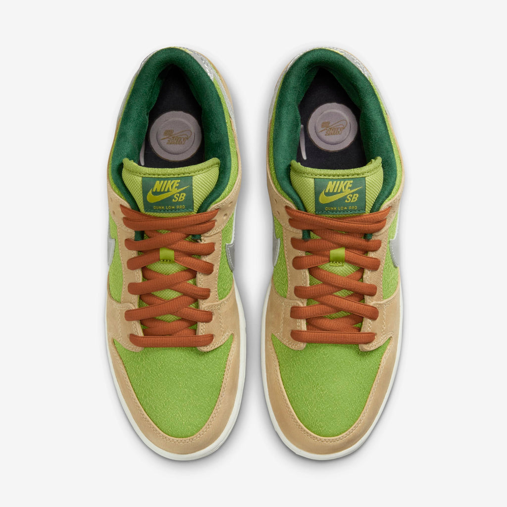 Nike SB Dunk Low "Escargot" FQ7585-200