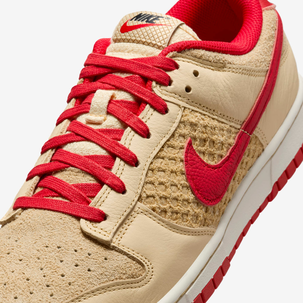 Nike Dunk Low "Strawberry Waffle" HJ9100-294