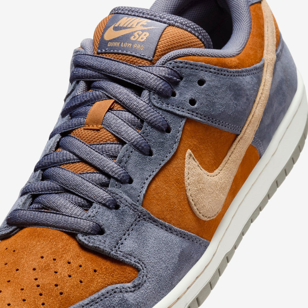 Nike SB Dunk Low "Light Carbon Monarch" HF3063-002