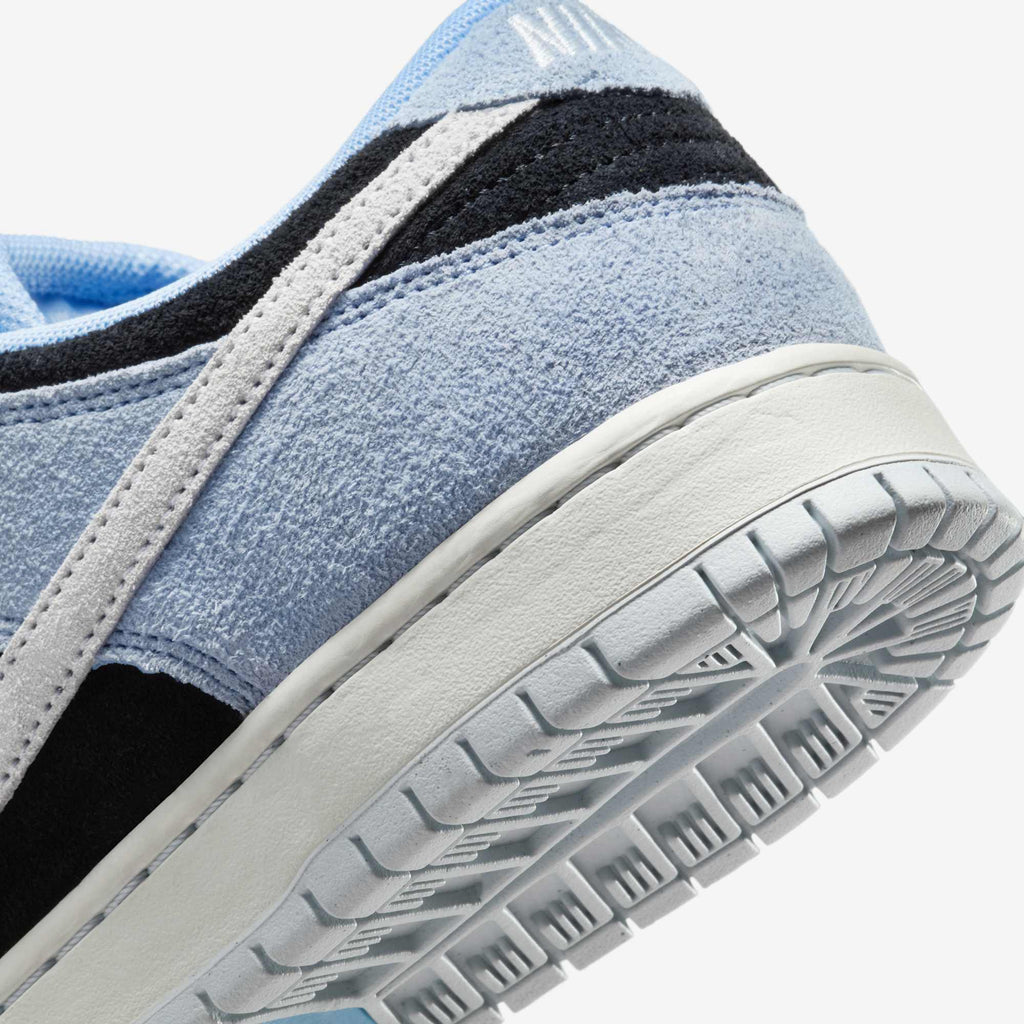 Nike SB Dunk Low "Aluminum" HF3063-400