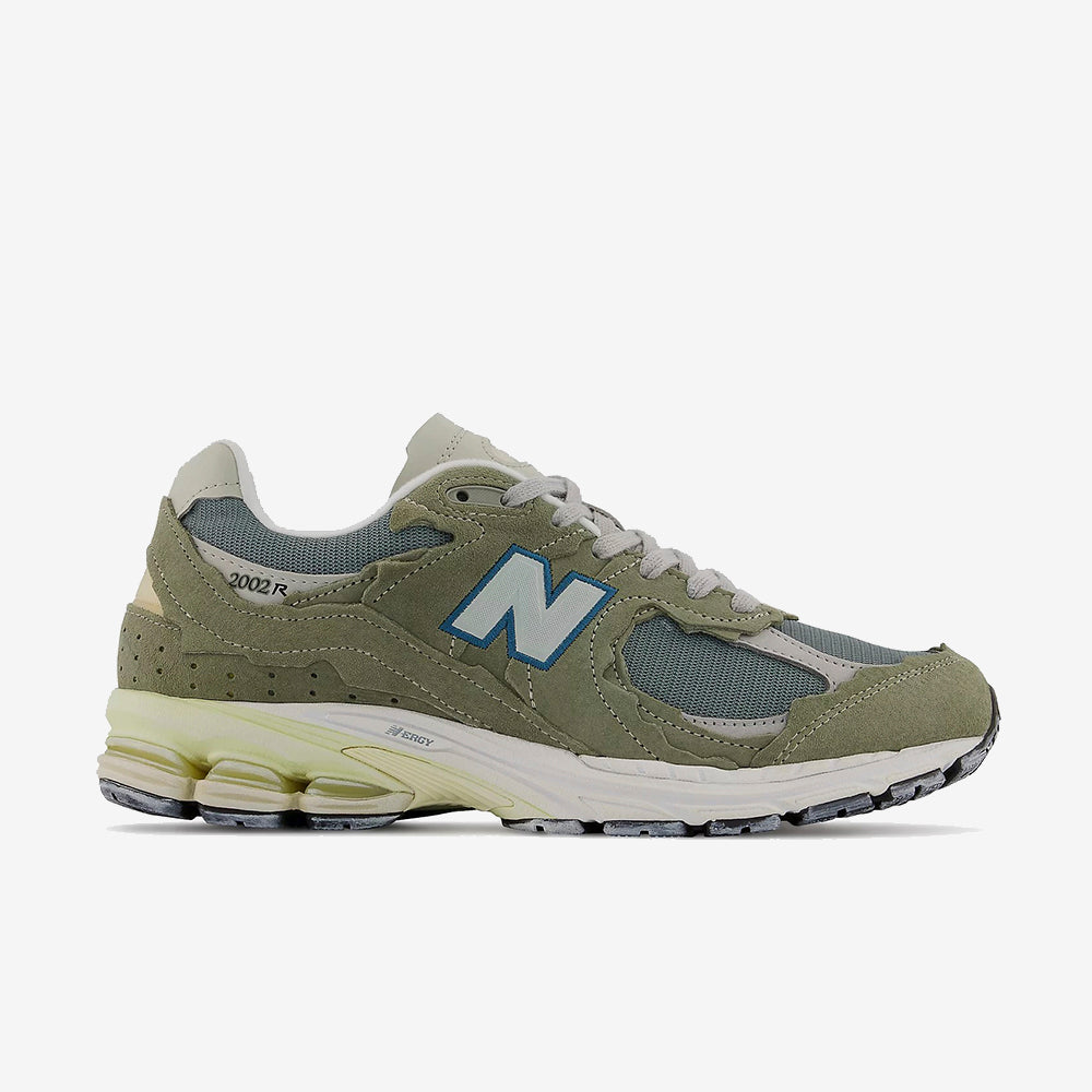02-new-balance-2002r-protection-pack-mirage-grey-m2002rdd
