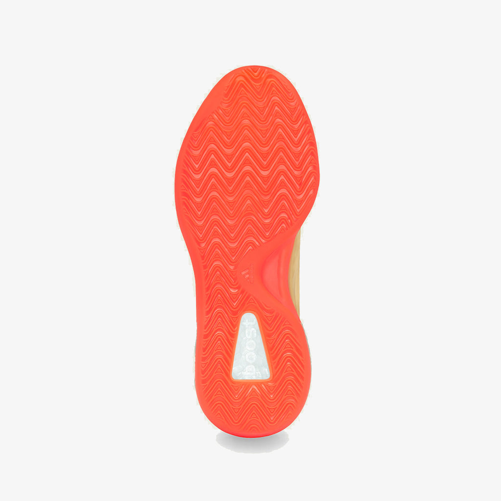 Adidas Yeezy Quantum "Hi-Res Coral" HP6595