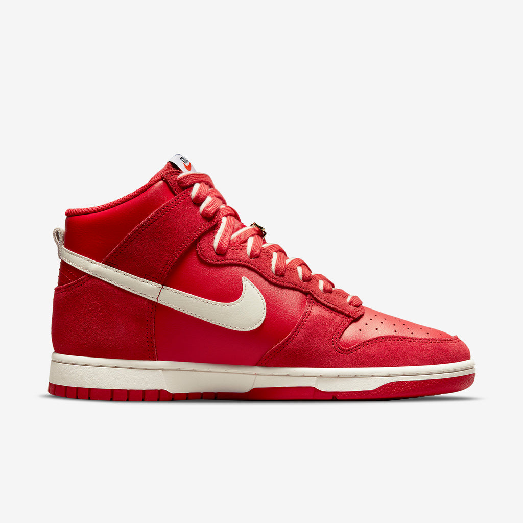 Nike Dunk High "First Use" University Red - Shoe Engine