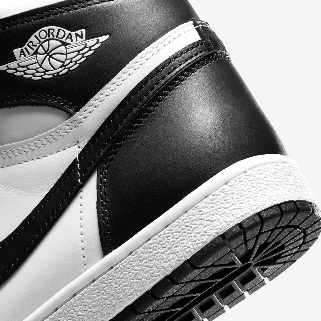 Air Jordan 1 High 85 "Black & White" BQ4422-001