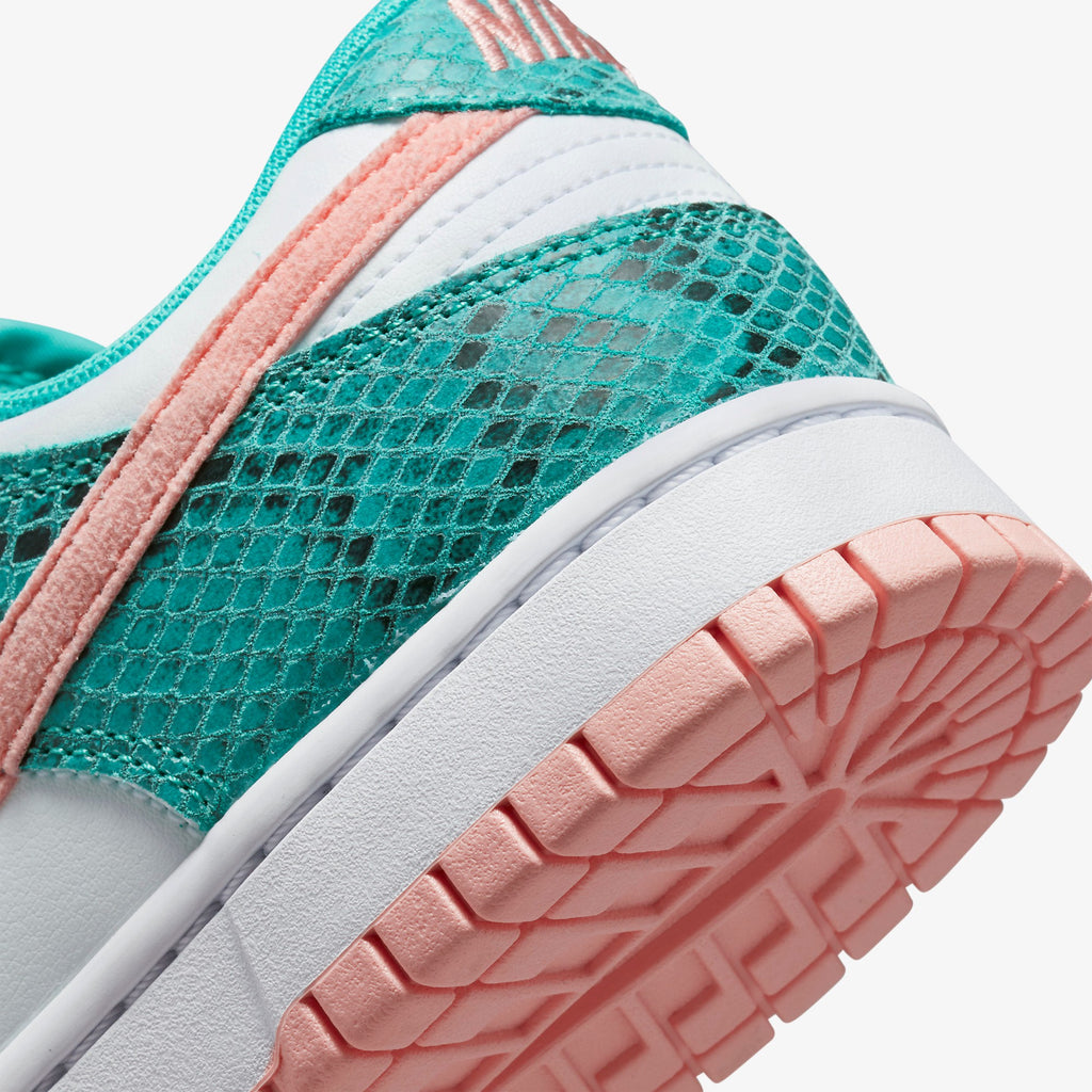 Nike Dunk Low "Washed Teal & Bleached Coral" DR8577-300